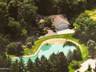 1440 S Stadium Rd, Oregon, OH, 43616