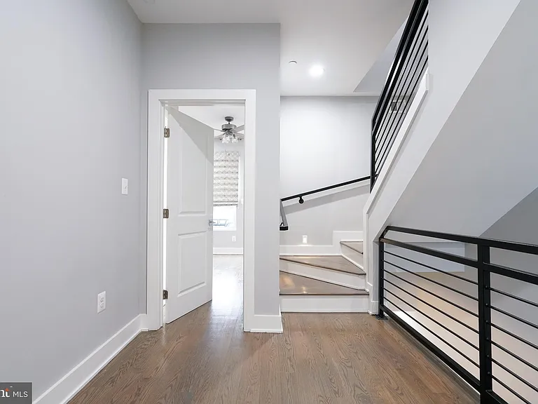 1632 K St NE #PENTHOUSE — Photo 53