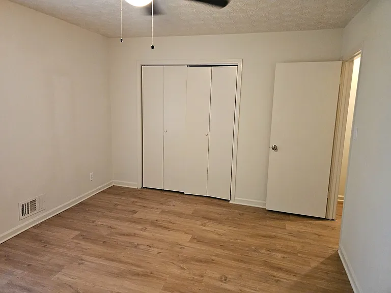 490 S Jeff Davis Dr #B — Photo 21