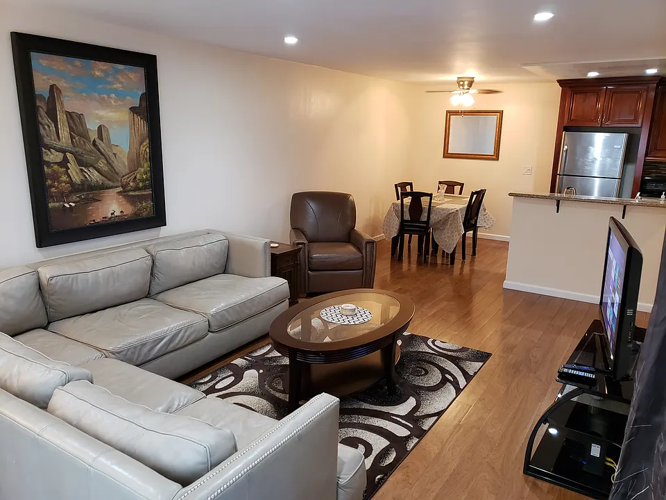 4110 Elm Ave
