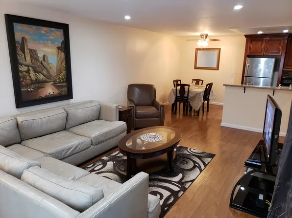 4110 Elm Ave, Long Beach, CA 90807