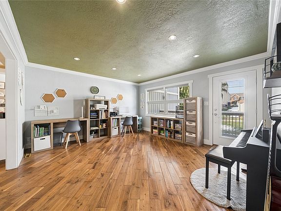 3rd image of 110 Dalur Way