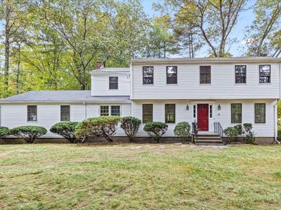 16 Lee Rd, Medfield, MA, 02052