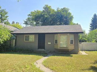 2414 27th St SE, Calgary, AB T2B0R2