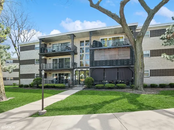 1009 8th Ave Unit 15-4, La Grange, IL 60525