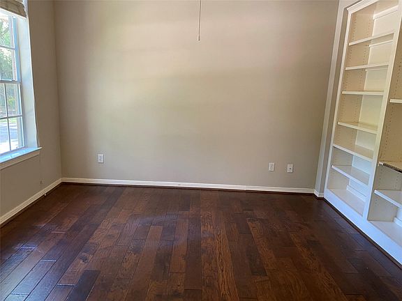 3rd image of 11711 Catrose Ln