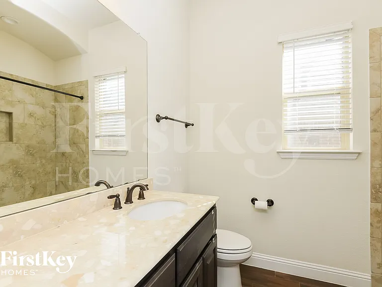 15229 Holly Bay Ct — Photo 14