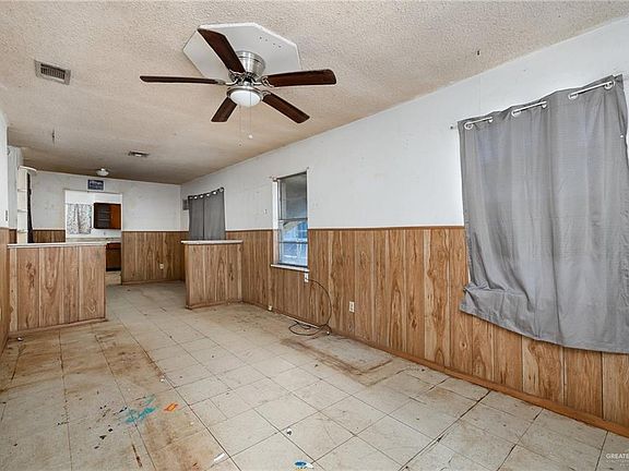 4th image of 316 E Wright Ave