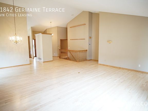 5th image of 11842 Germaine Ter
