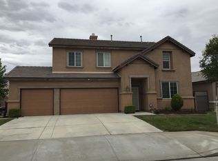 3035 W Lumber St, Lancaster, CA 93536