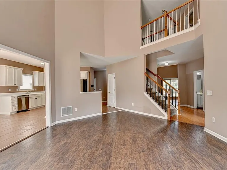 2899 Savannah Walk Ln — Photo 12
