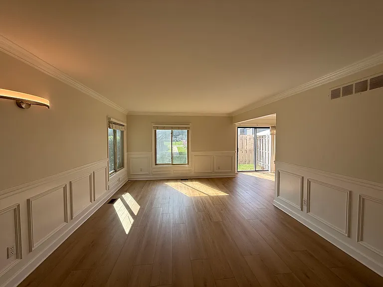 44540 Connecticut Ct — Photo 6