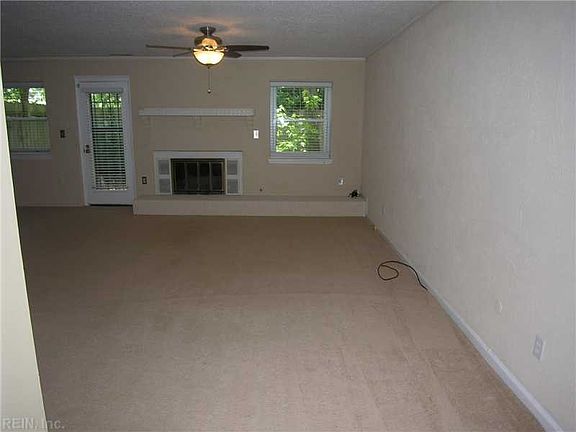 3rd image of 4539 Good Adams Ln