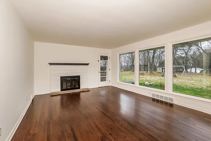 2674 Algonquin Dr — Photo 5
