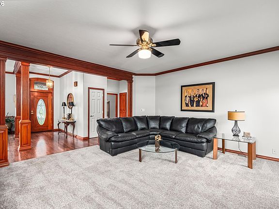 5th image of 1424 Wimbledon Pl