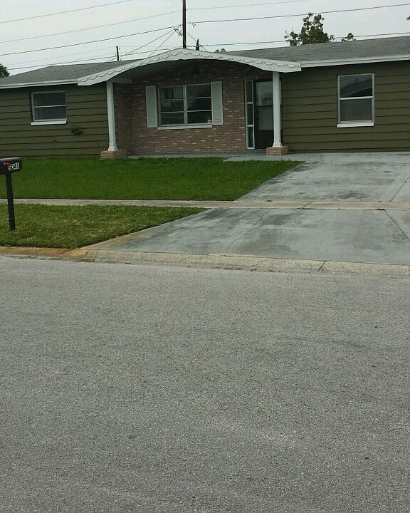 1st image of 5043 Victoria Ln