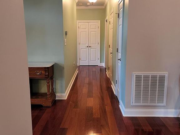 3rd image of 10 Dorset Way