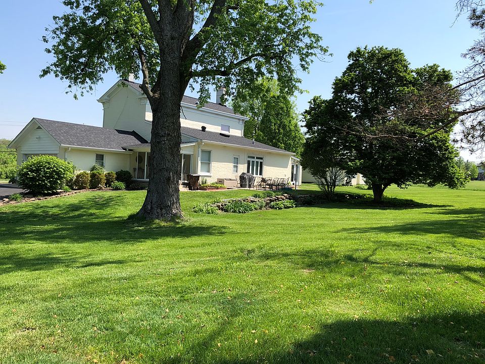 2nd image of 6748 Dimmick Rd