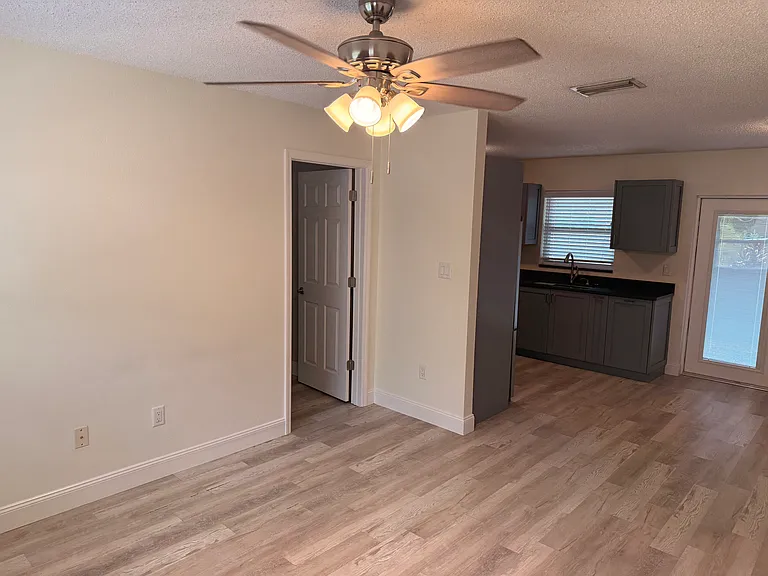 14701 Sunset St #A — Photo 10