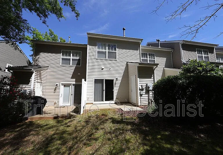 8811 Orchard Grove Way — Photo 12