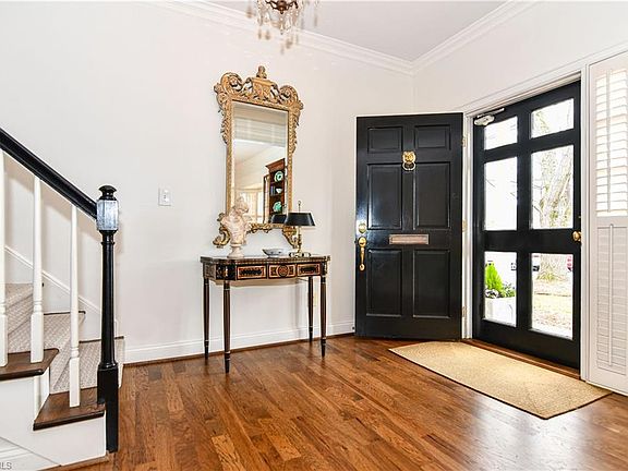 2nd image of 29 Fountain Manor Dr Unit D