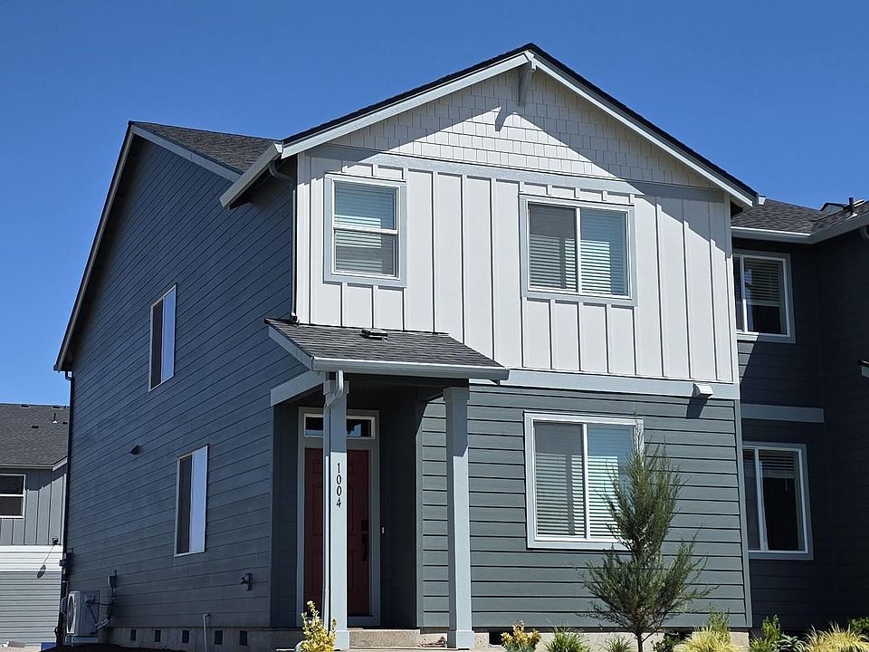 1st image of 1004 Drake Ln