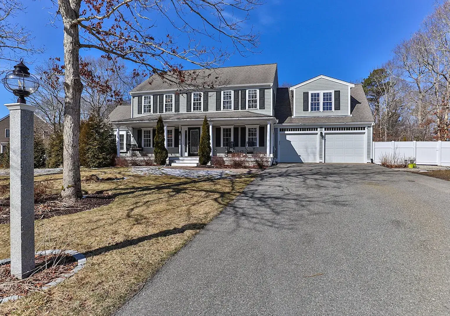 Gorgeous 3 Br - 2 1/2 Ba Colonial with Pool in Sandwich - Year Round Rental — Photo 1