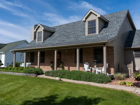 2152 Cornerstone Dr, Mount Pleasant, MI 48858