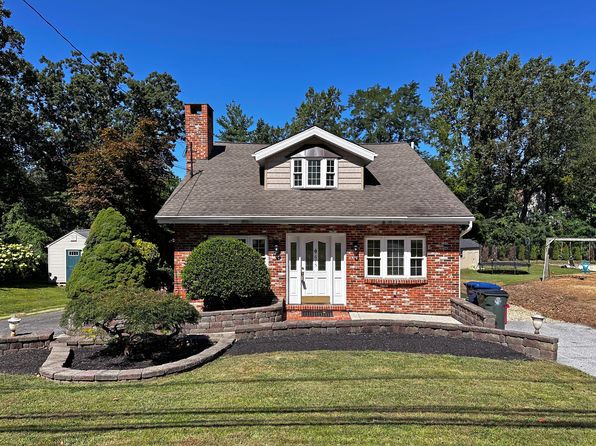 615 W Brookhaven Rd
