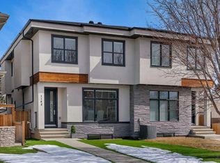 1148 SW Radnor Ave NE, Calgary, AB T2E 5H6