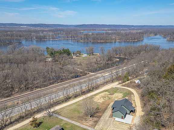 4th image of 7248 South Bluff Road