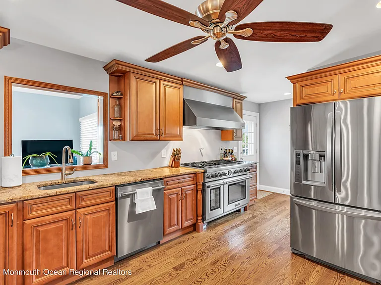 1613 Northstream Pkwy — Photo 5