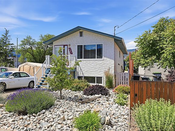 2nd image of 381 Norton St