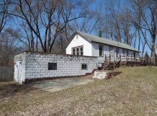 1140 N 10000e Rd, Momence, IL 60954