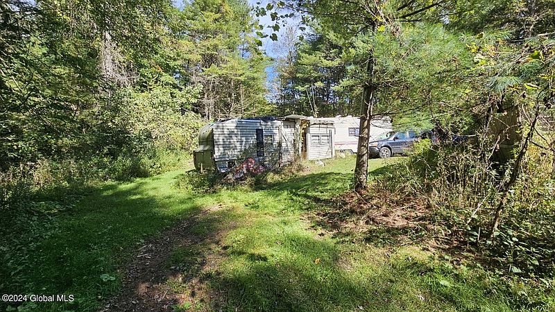 5th image of 544 Centerline Road