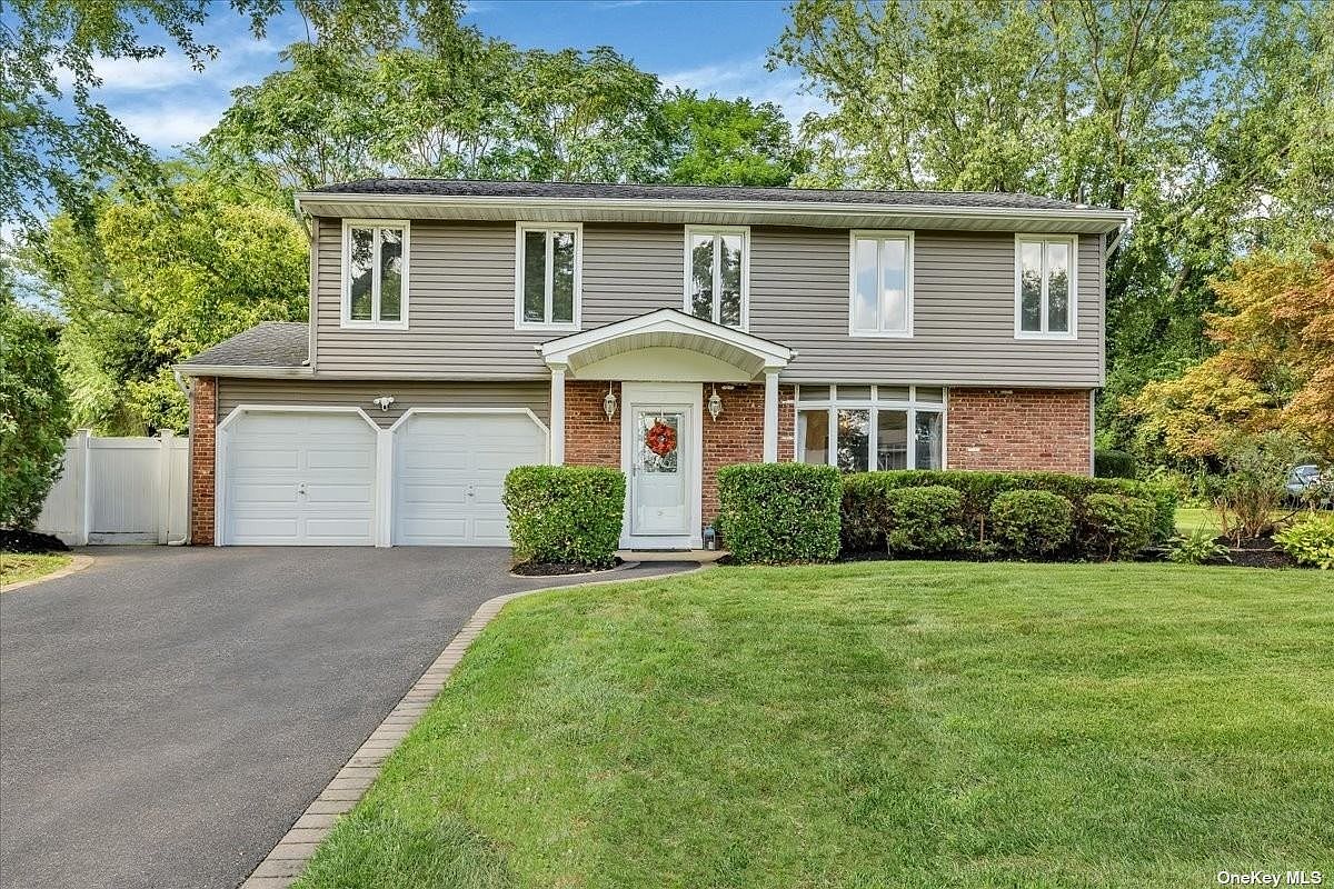 3 Manchester Boulevard, Wheatley Heights, NY 11798 Zillow