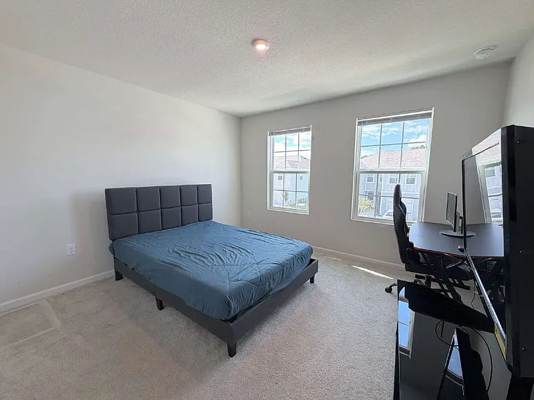 12040 Grizzly Ln — Photo 17