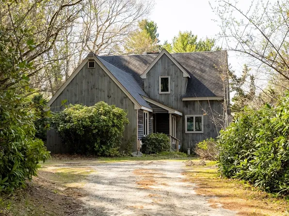 1 Franklin Pl, Duxbury, MA 02332
