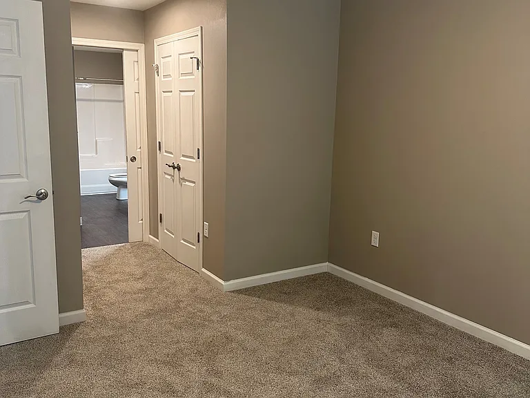 Grand Mesa Apartments — Photo 4
