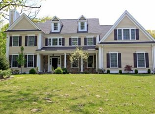 107 Aspinwall Rd, Briarcliff Manor, NY 10510