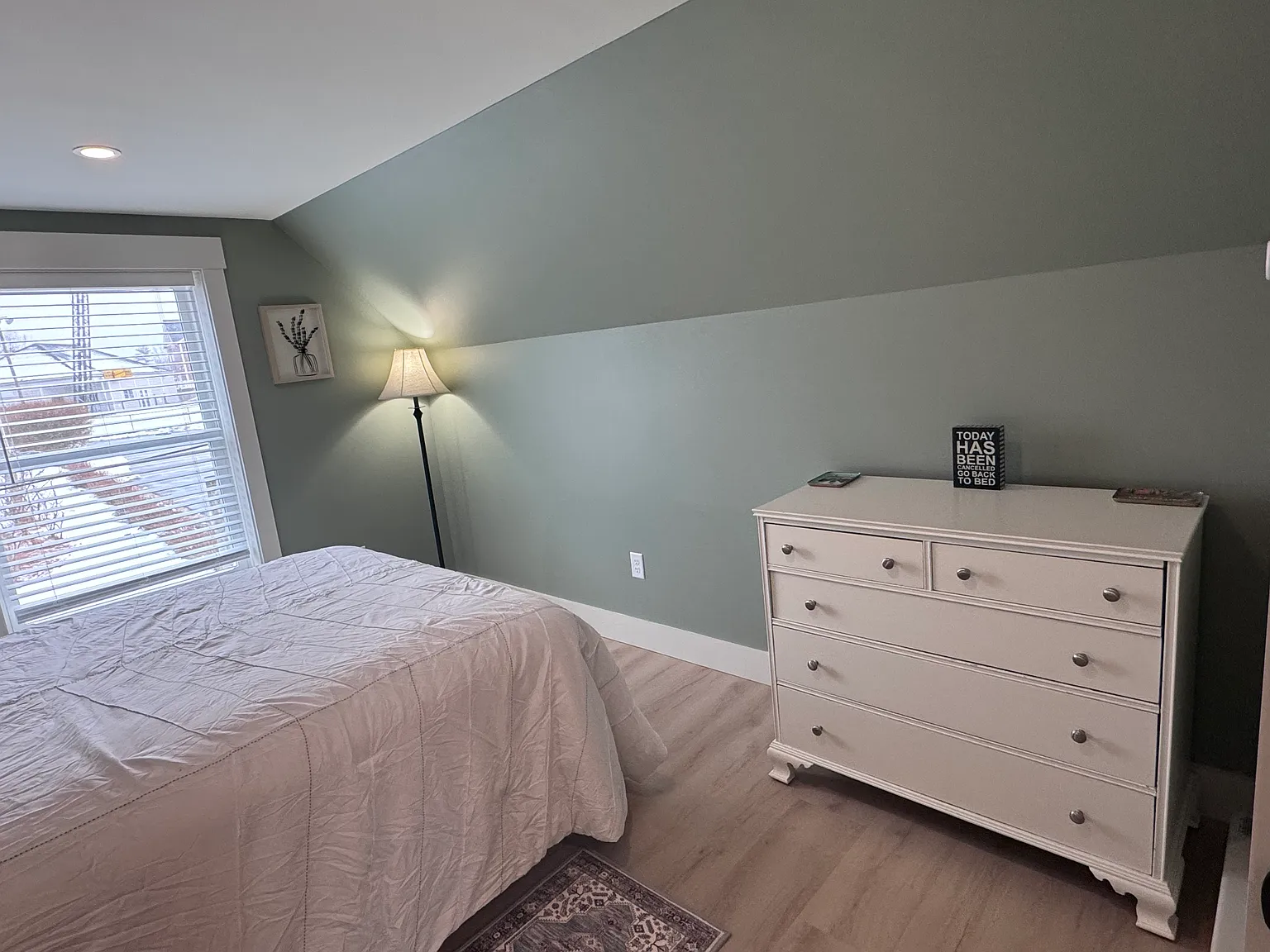 1 bed, 700 sqft, $2,000 — Photo 3