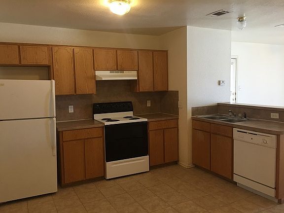 3rd image of 4102 Gus Dr APT D