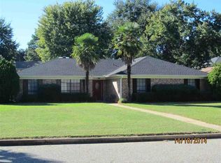 3001 Latonia St, Longview, TX 75605