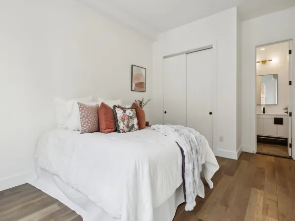 250 Van Horne Street image 18 of 48