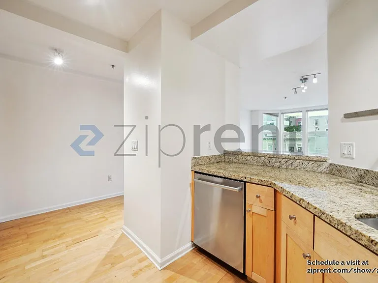 2001 McAllister St #241 — Photo 3
