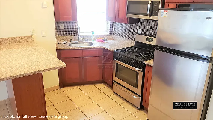 Rented by ZealEstate Group Inc | media 25