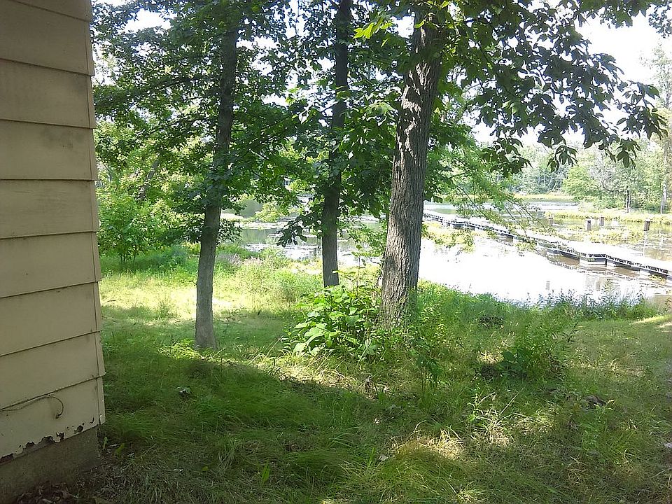 2nd image of 13156 Riverside Dr