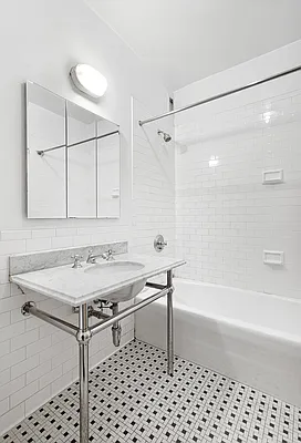 Rented by Find What’s Rare | media 17