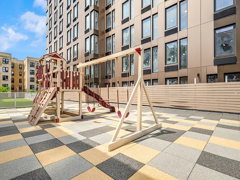 620 W 153rd St #Penthouse 28 — Photo 10