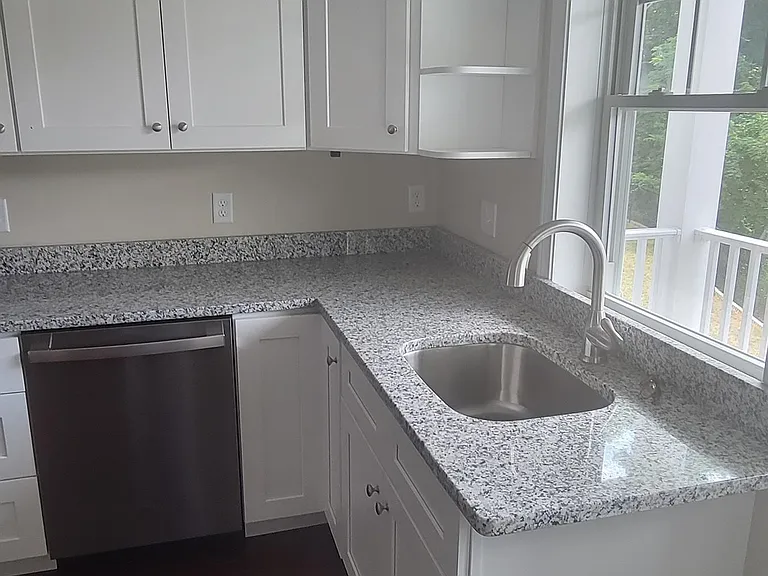 Princeton Court Apartments — Photo 5